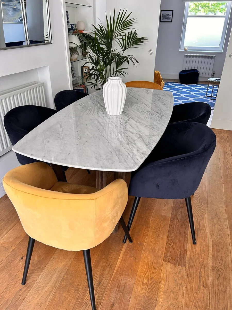 6 dining chairs - Image 1