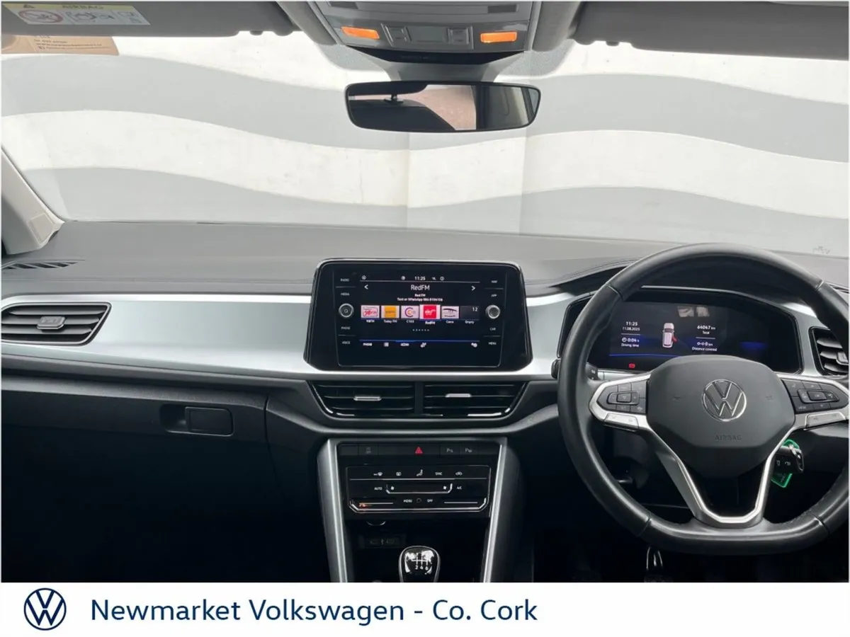 Volkswagen T-Roc 2.0tdi 116BHP Life 6 Speed Rear - Image 2
