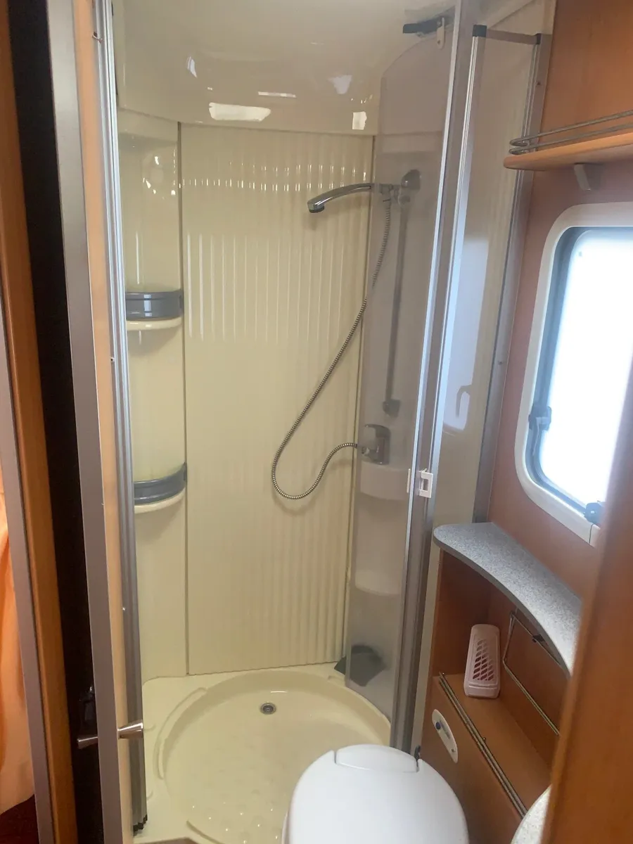 Motorhome - Image 3