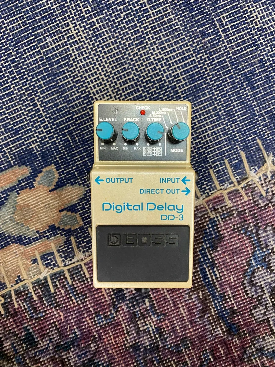 Boss Digital Delay Pedal - Image 2