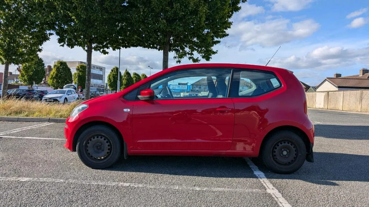 Volkswagen Up NCT 09-26 - Image 4