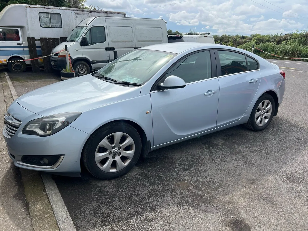 Opel insignia 2.0 cdti 2014 - Image 1