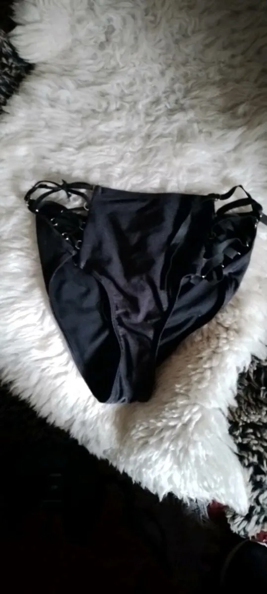 Crossdresser? Lingerie - Image 4