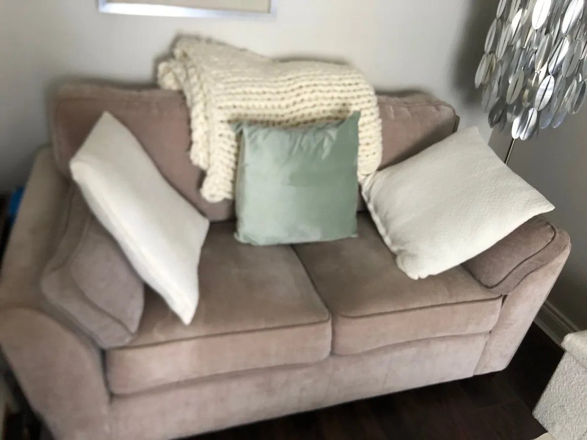 Lounge suite - Image 2