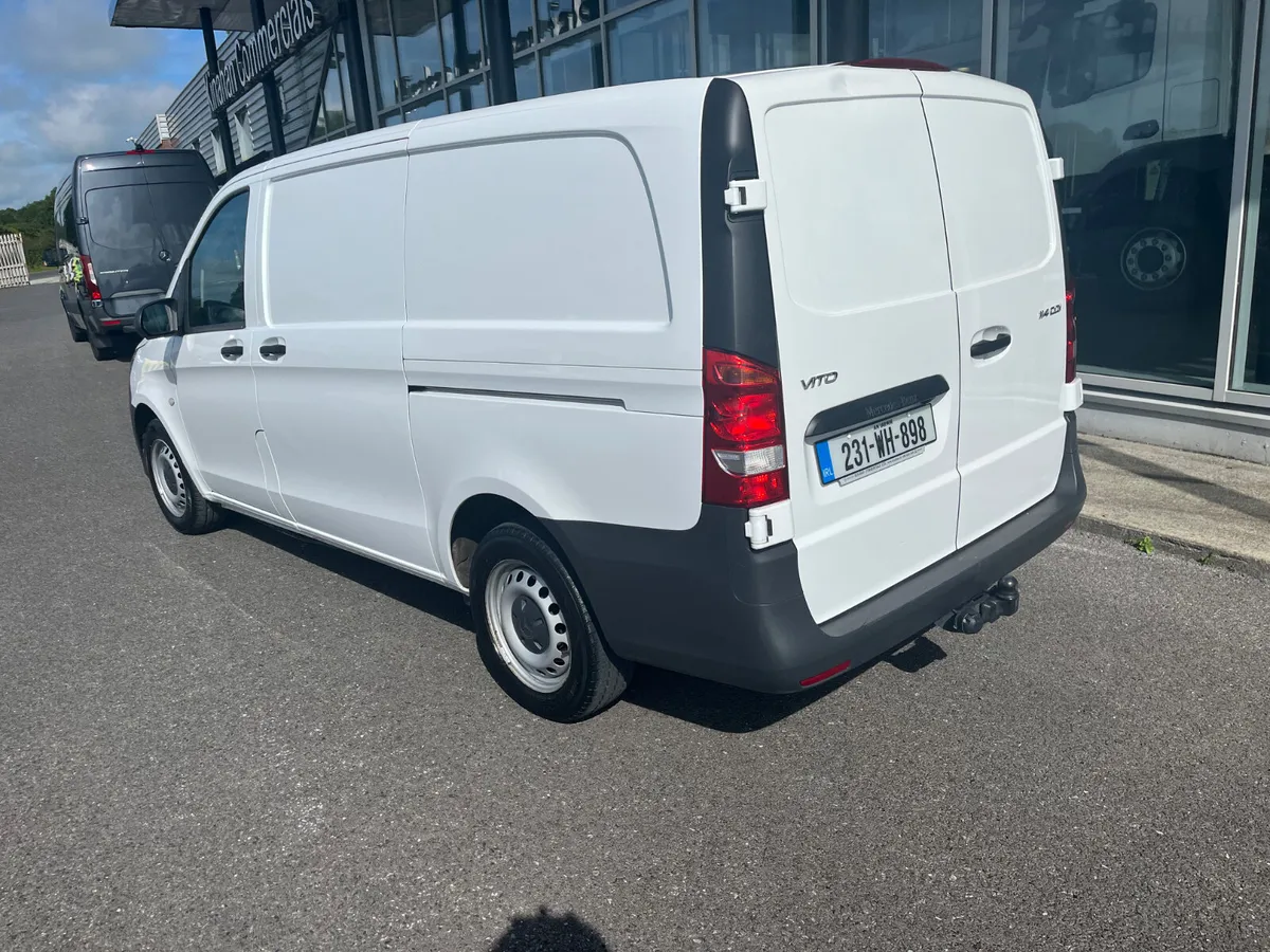 2023 Mercedes-Benz Vito 114 KA/L Comfort - Image 3