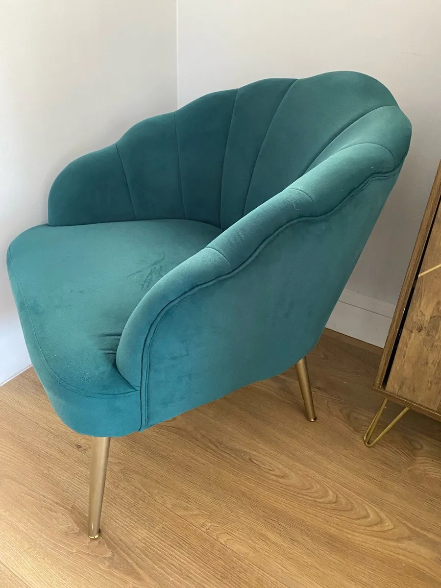 Accent chair - Image 2
