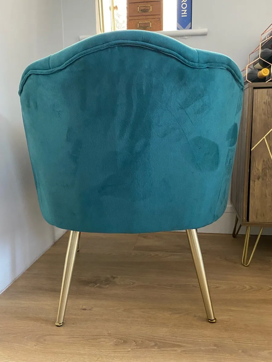 Accent chair - Image 3