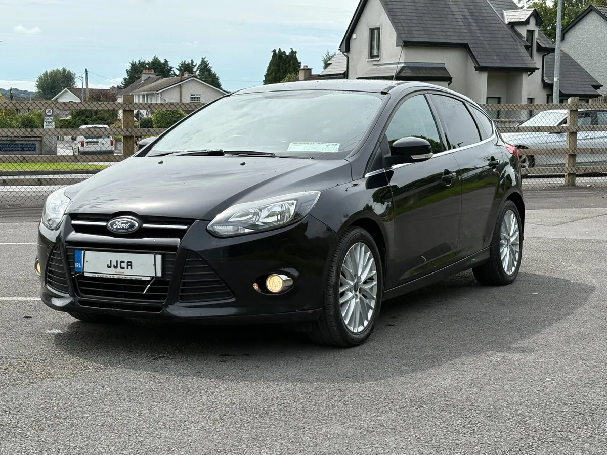 Ford Focus 2012 1 litre petrol only 104 miles - Image 3