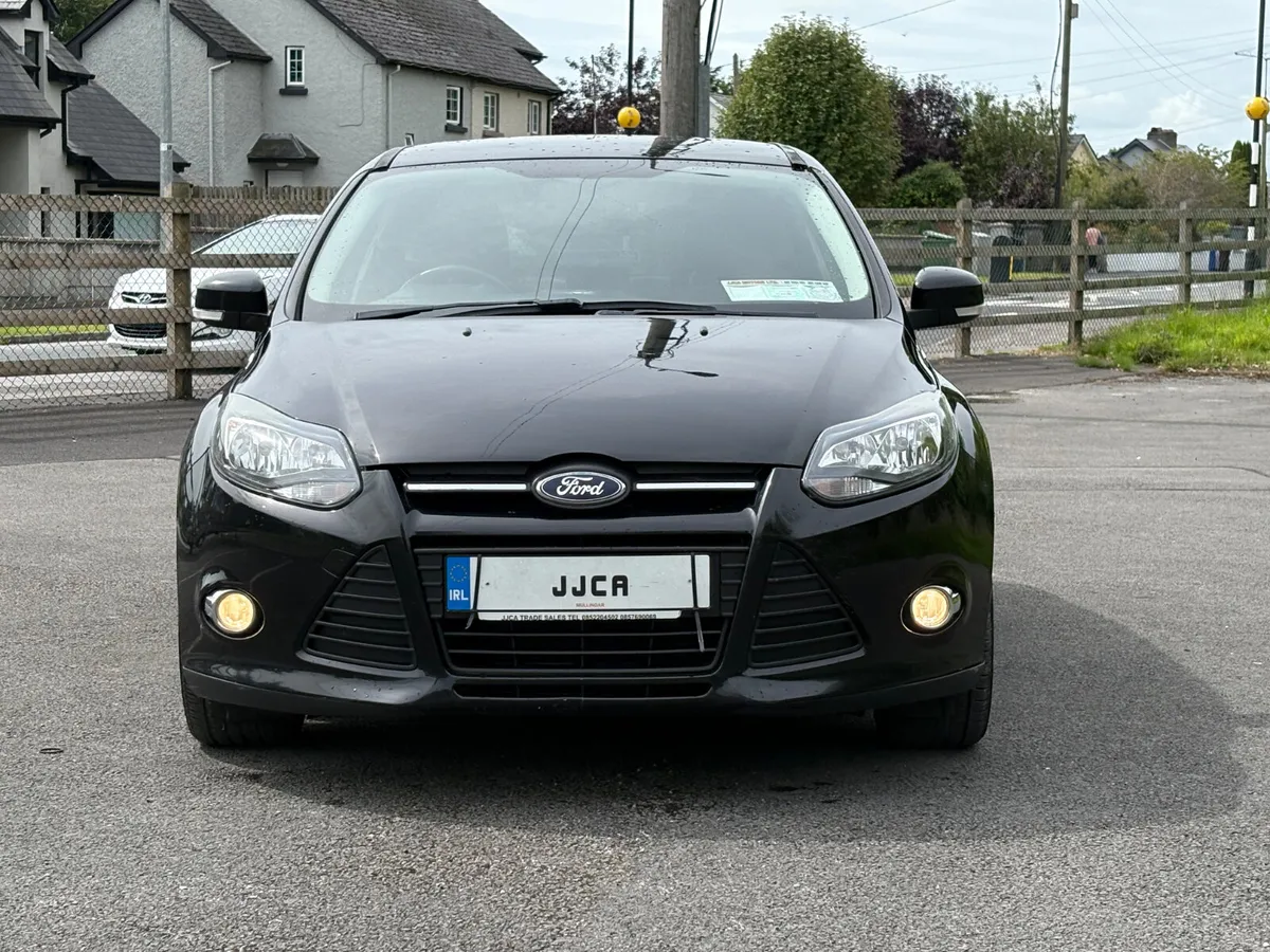 Ford Focus 2012 1 litre petrol only 104 miles - Image 2