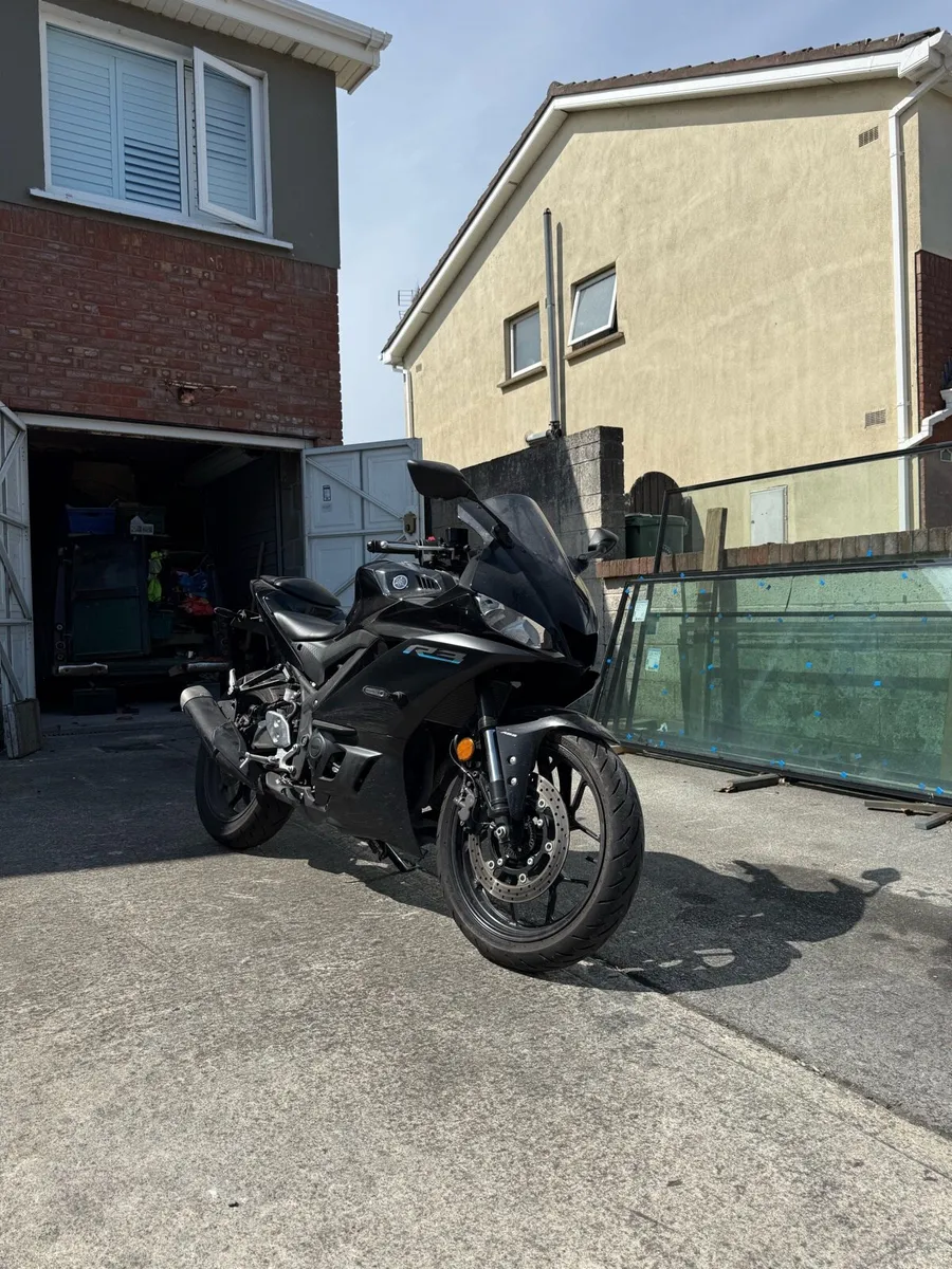 YAMAHA R3 (2023) NEGOTIABLE PRICE - Image 2