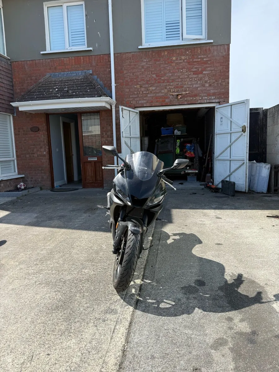 YAMAHA R3 (2023) NEGOTIABLE PRICE - Image 3