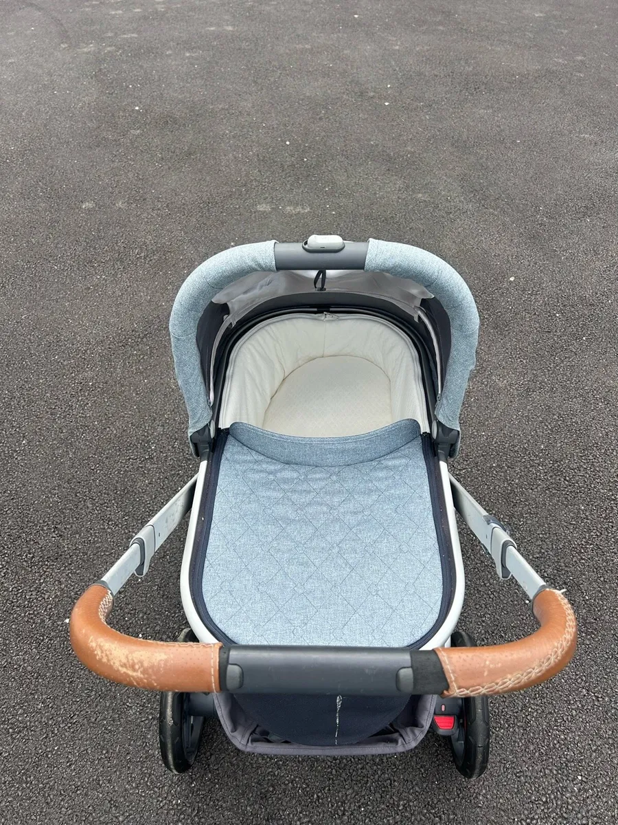 Uppababy Vista - buggy and footmuff - Image 1