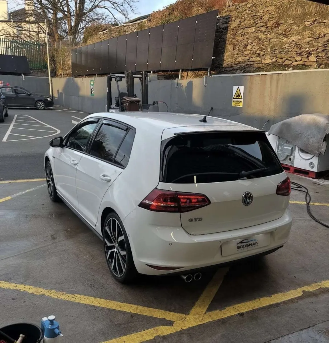 Volkswagen Golf Gtd - Image 3