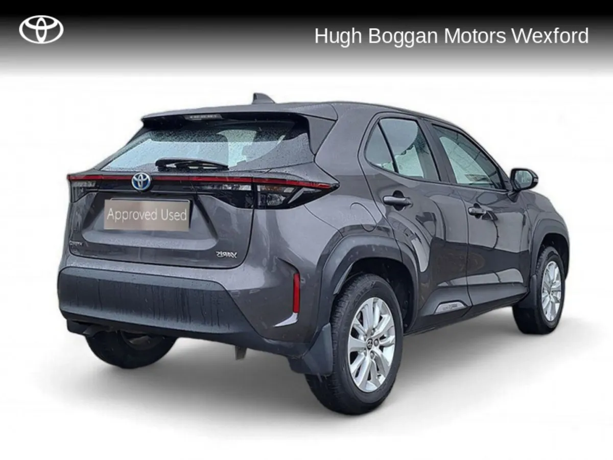 Toyota Yaris Cross Luna Hybrid - Image 2