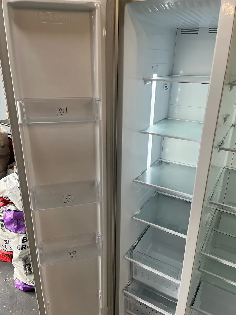 Beko fridge - Image 3