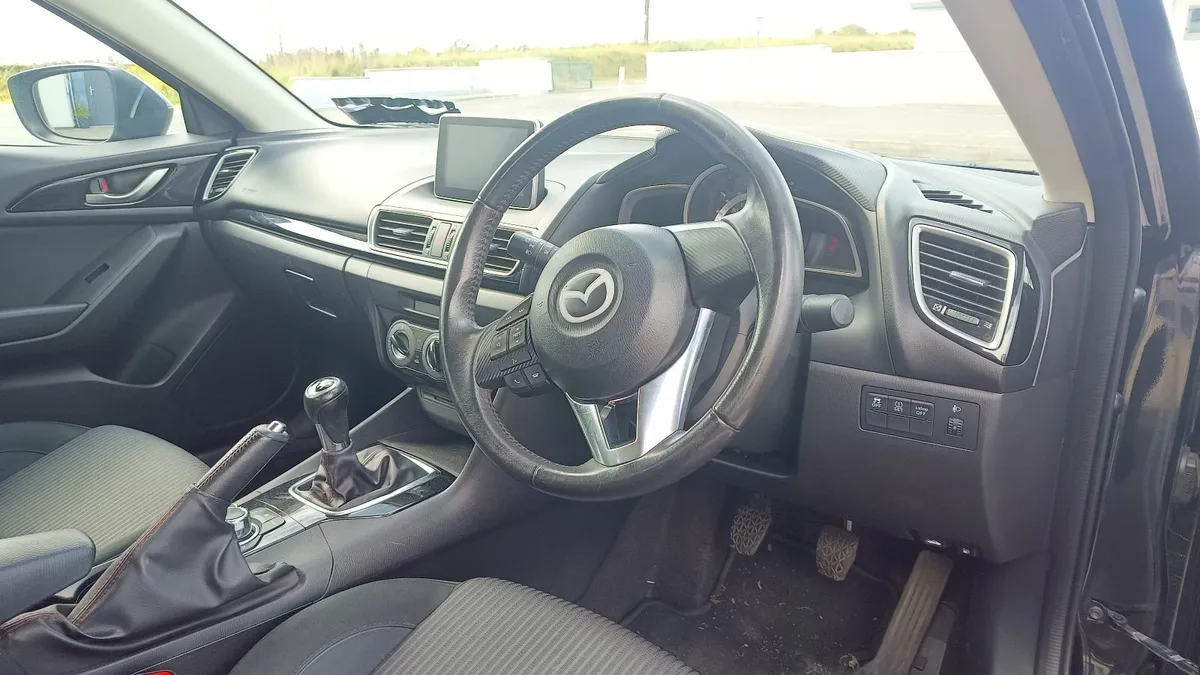 152 Mazda3 - Image 3