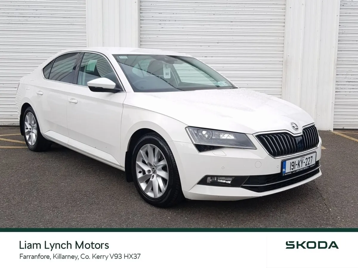 Skoda Superb Style 2.0 TDI 150 BHP Automatic - Image 1