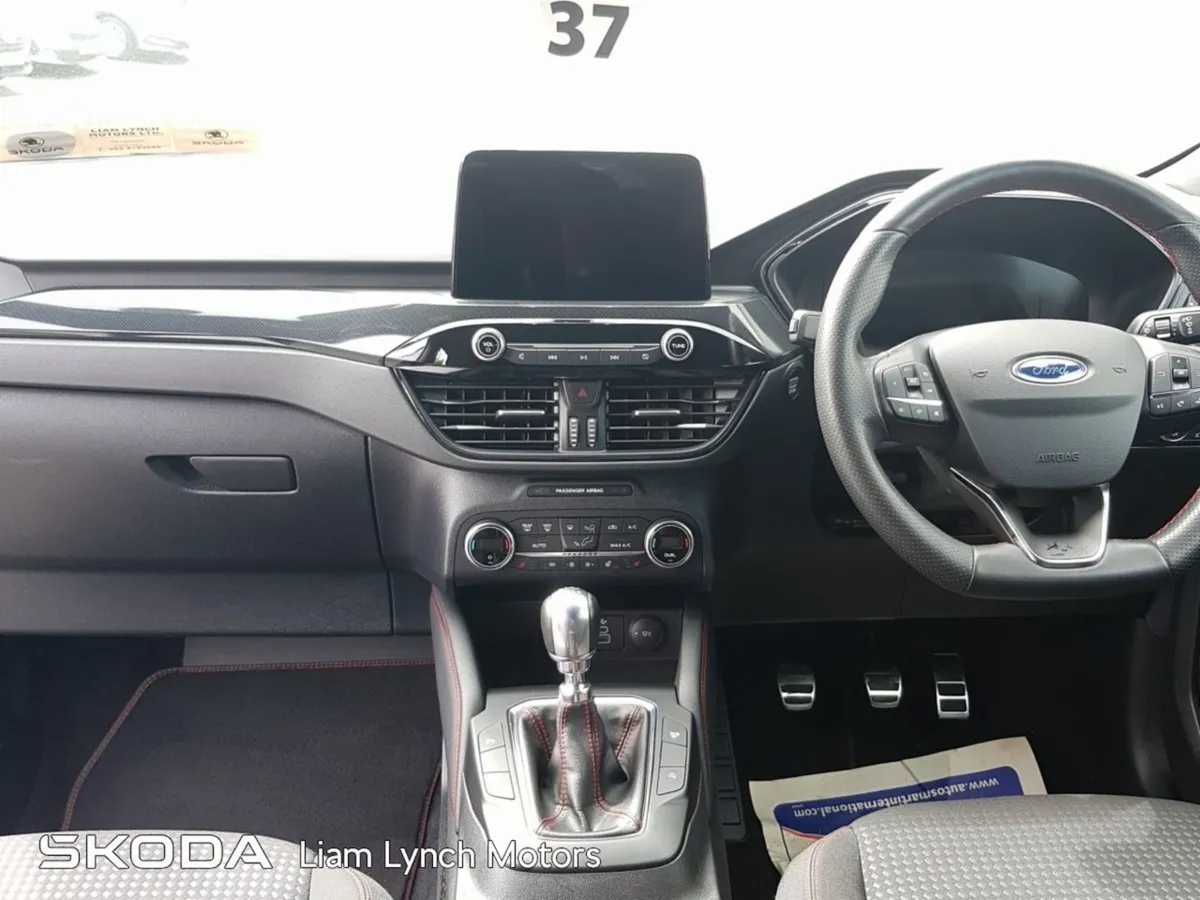 Ford Kuga 1.5 St-line - Image 2