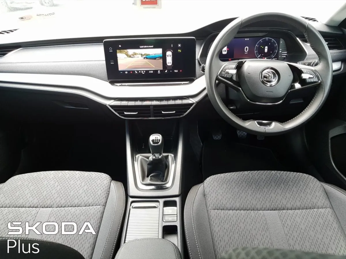 Skoda Octavia Octavia Style 2.0 TDI 115 BHP - Image 2