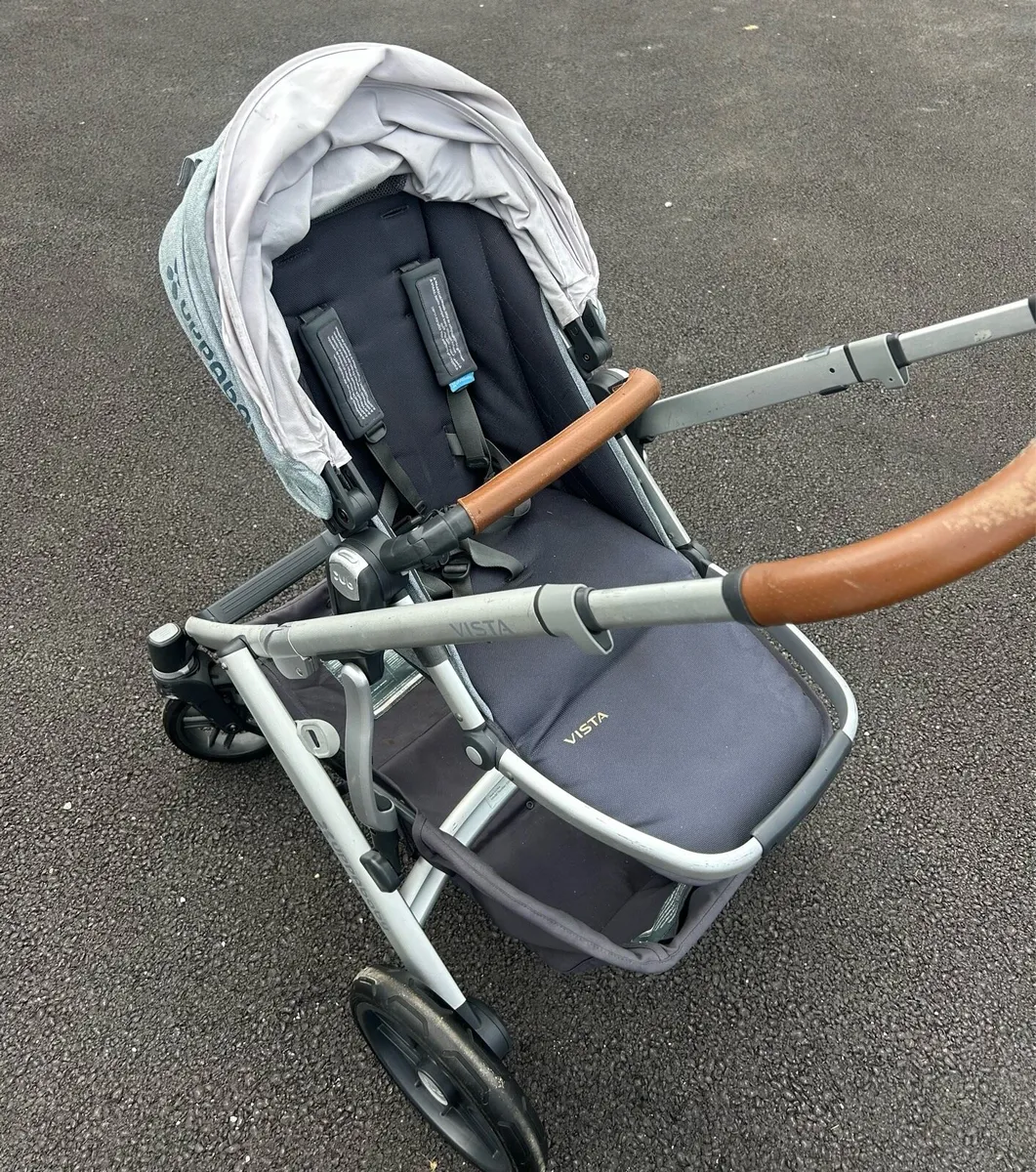 Uppababy Vista - buggy and footmuff - Image 3