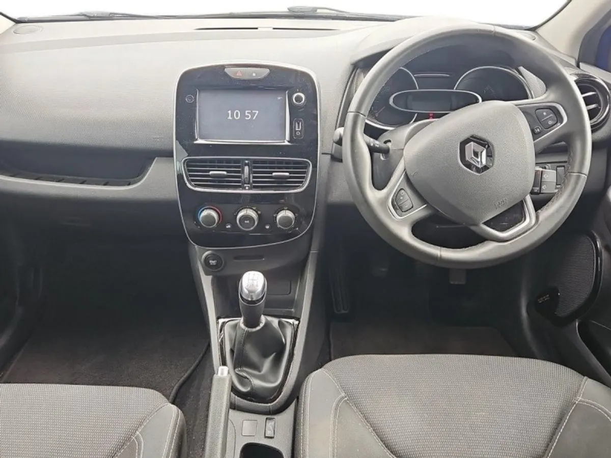 Renault Clio 1.2 16V 75 Dynamique NAV - Image 2