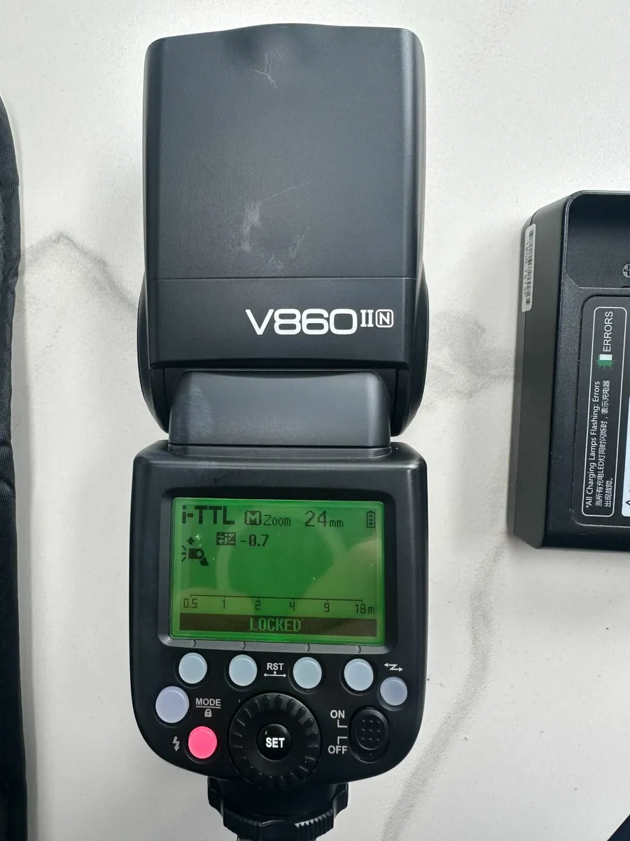 Godox TTL V860ii flash for Nikon - Image 4