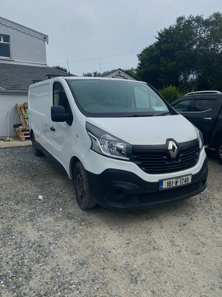2016 Renault Trafic - Image 1