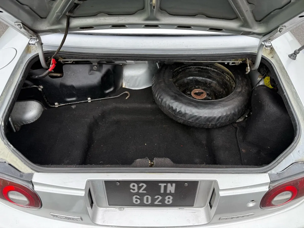 Mx5 NA EUNOS ROADSTER( w hardtop) - Image 4