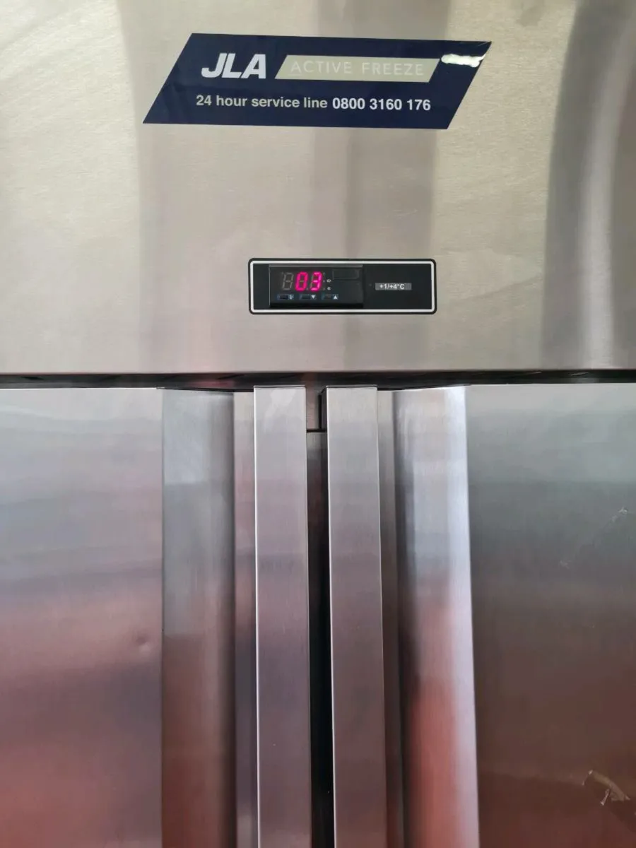 Williams Double Door Fridge - Image 4
