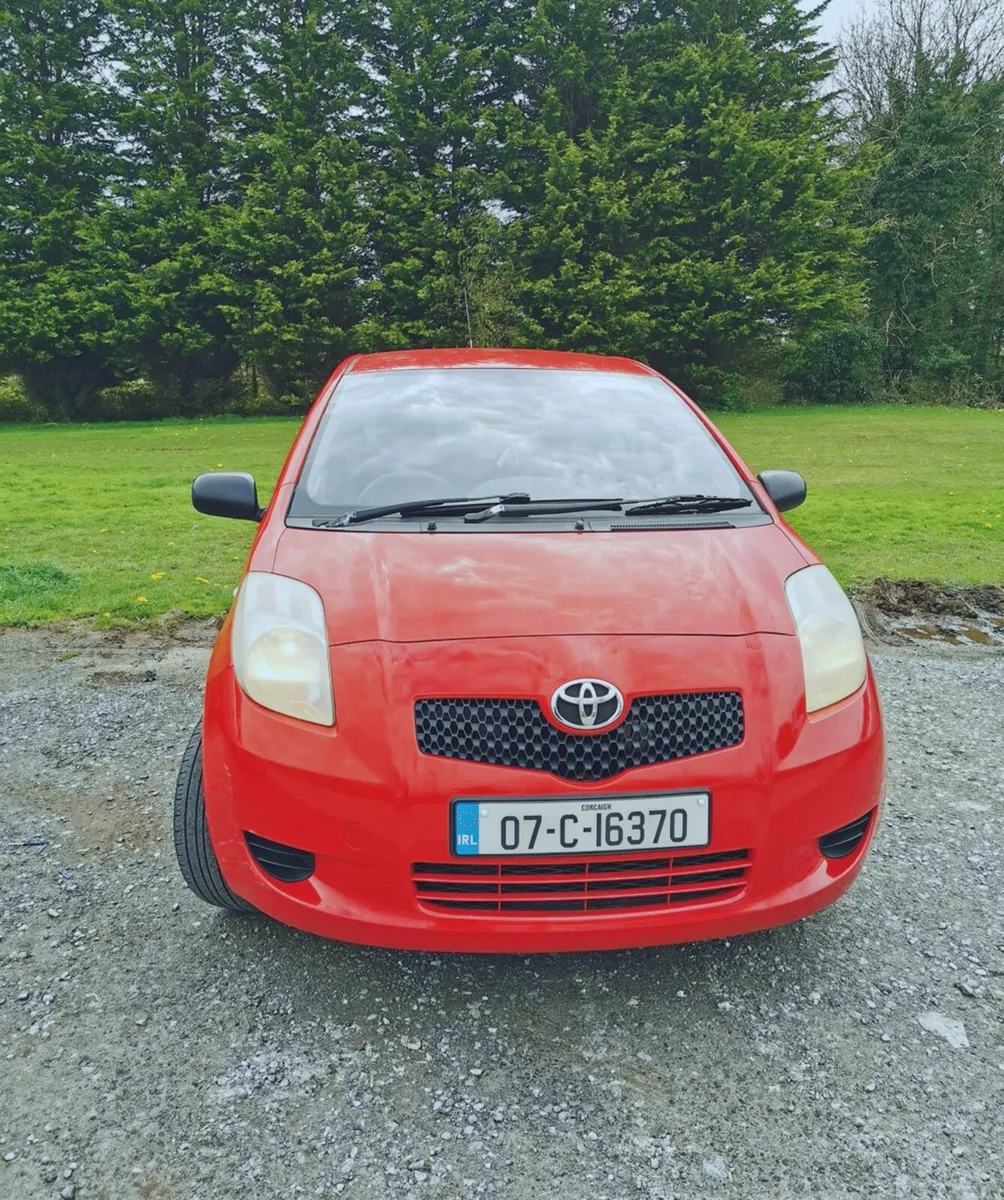 Toyota yaris 07 - Image 1