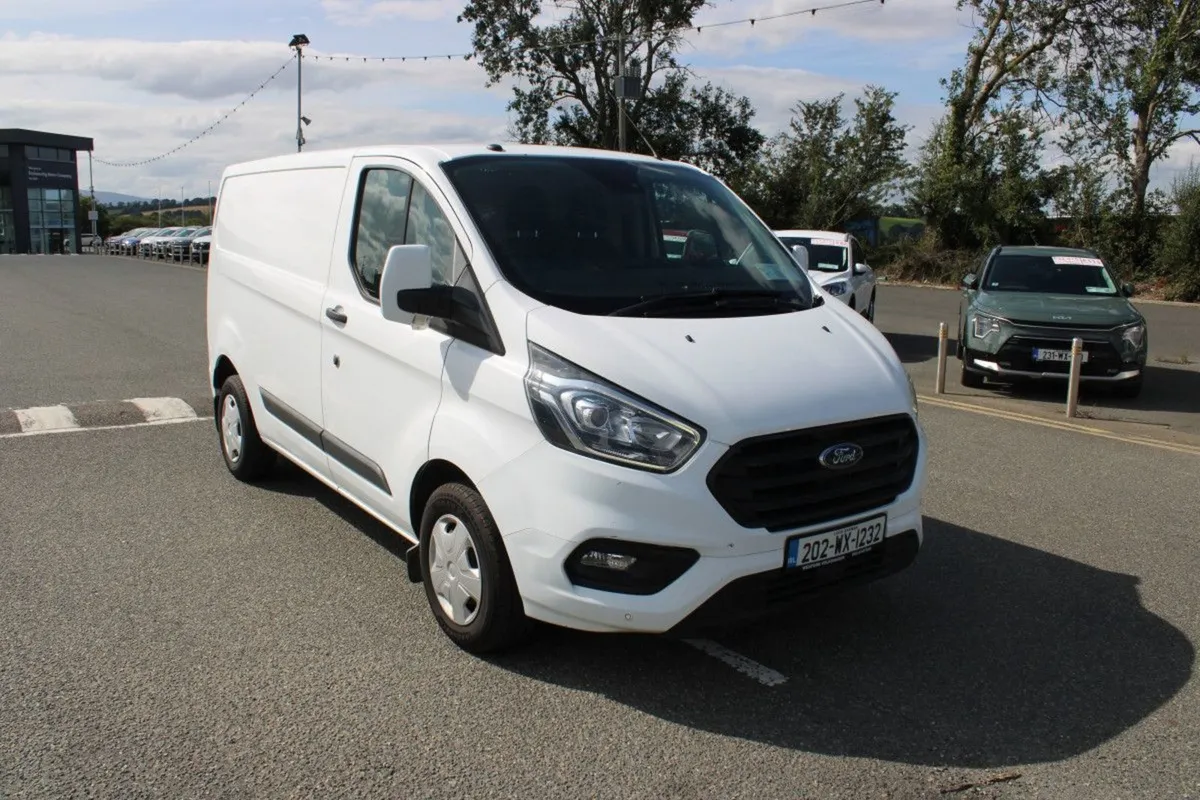Ford Transit Custom Transit Custom 280 SWB Trend 2 - Image 1
