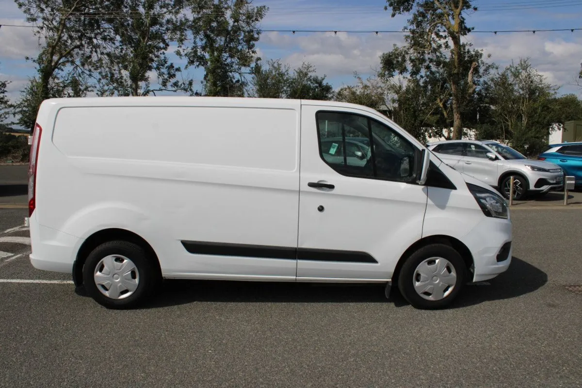 Ford Transit Custom Transit Custom 280 SWB Trend 2 - Image 4