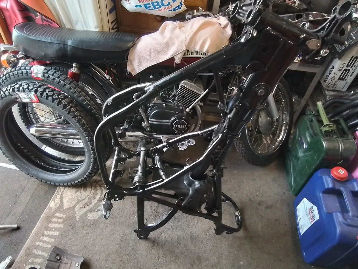 Yamaha DT175MX - Image 3
