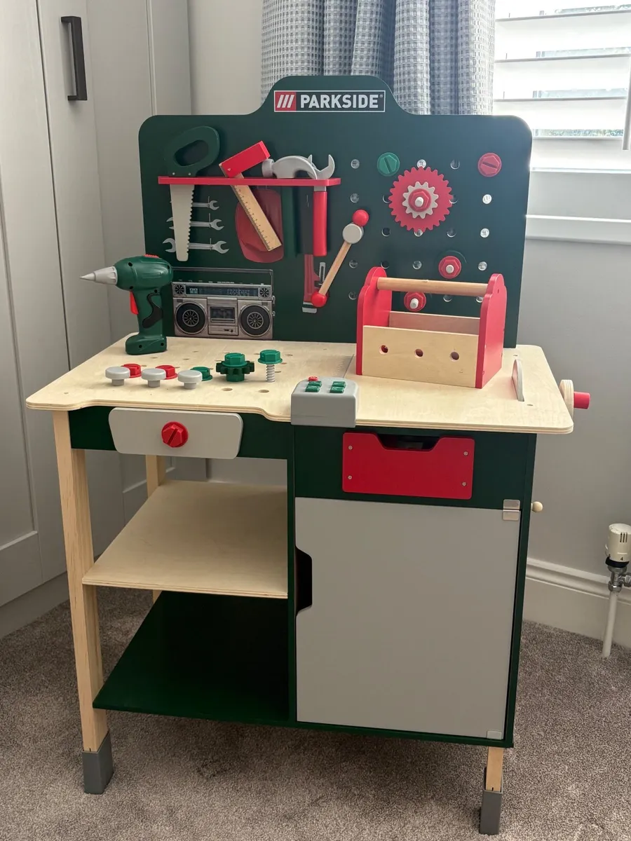 Kids toy tool bench - Image 4