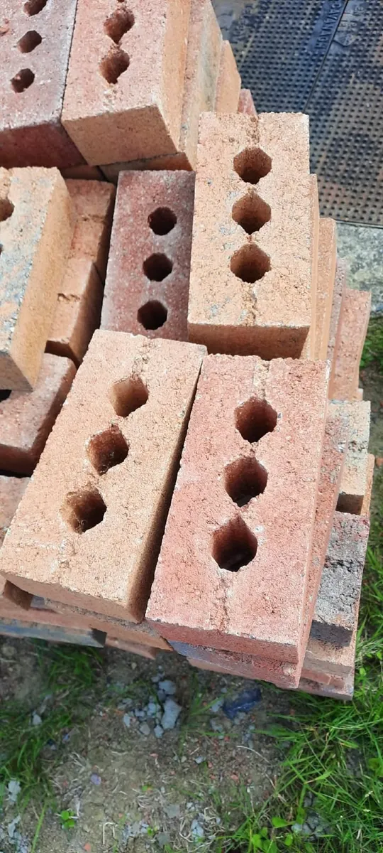 Bricks - Image 3