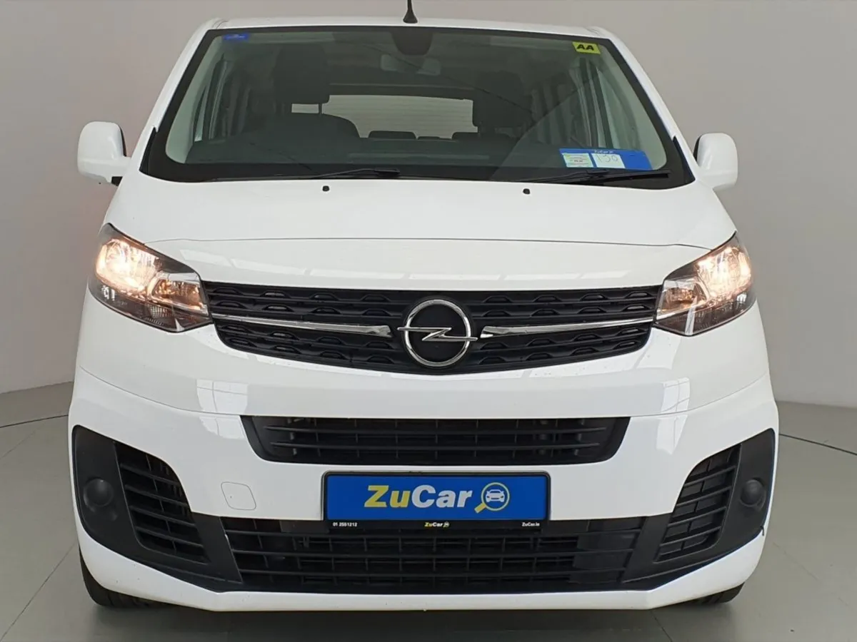 Opel Zafira  102 Zafira 8 Seats - Image 3