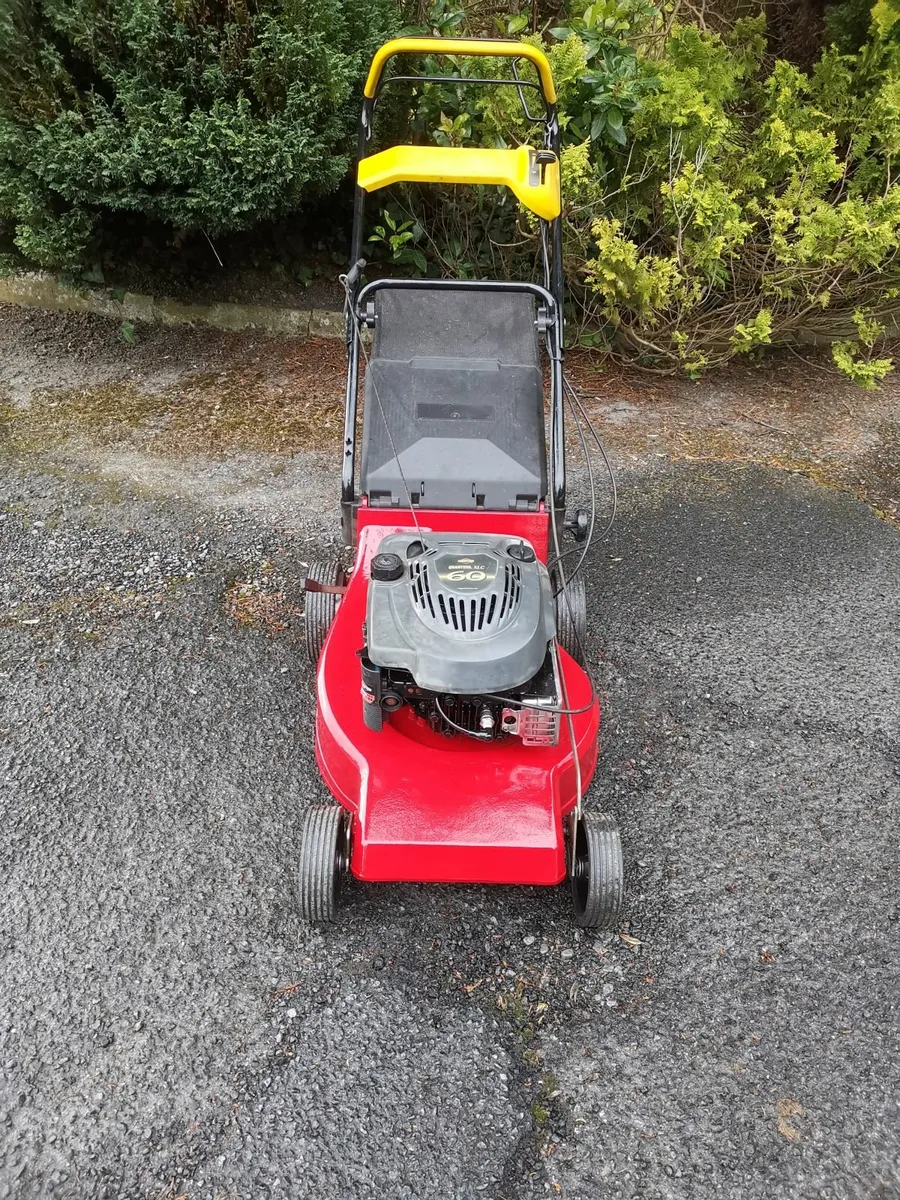20" Castlegarden mower for sale - Image 1