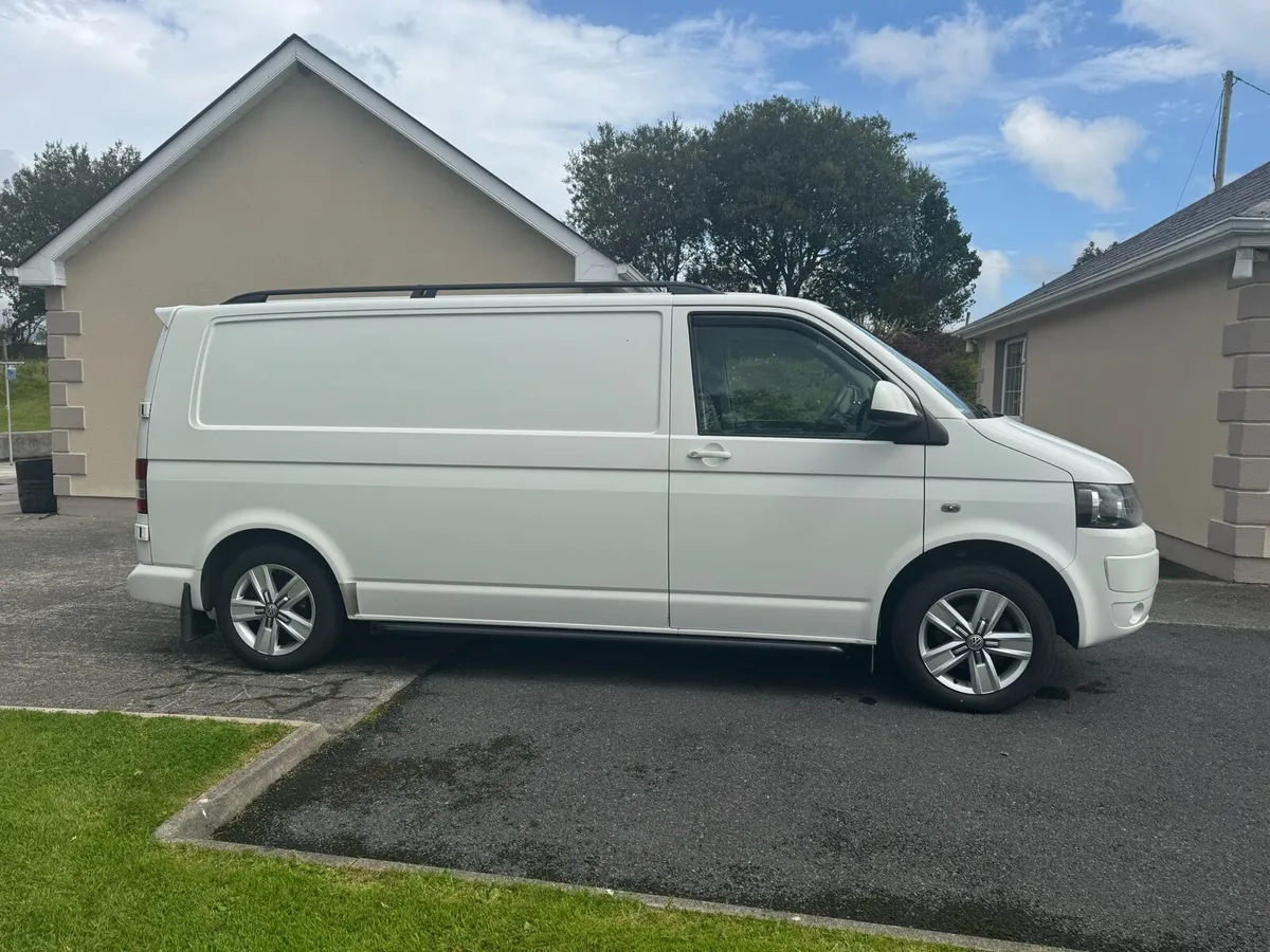 Volkswagen transporter - Image 2