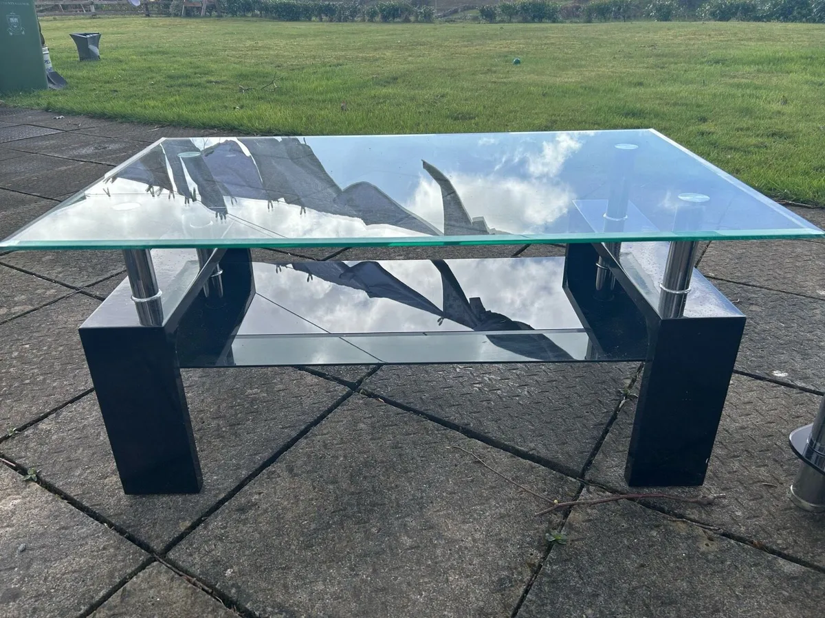 Glass Coffee Table and TV unit - Image 3