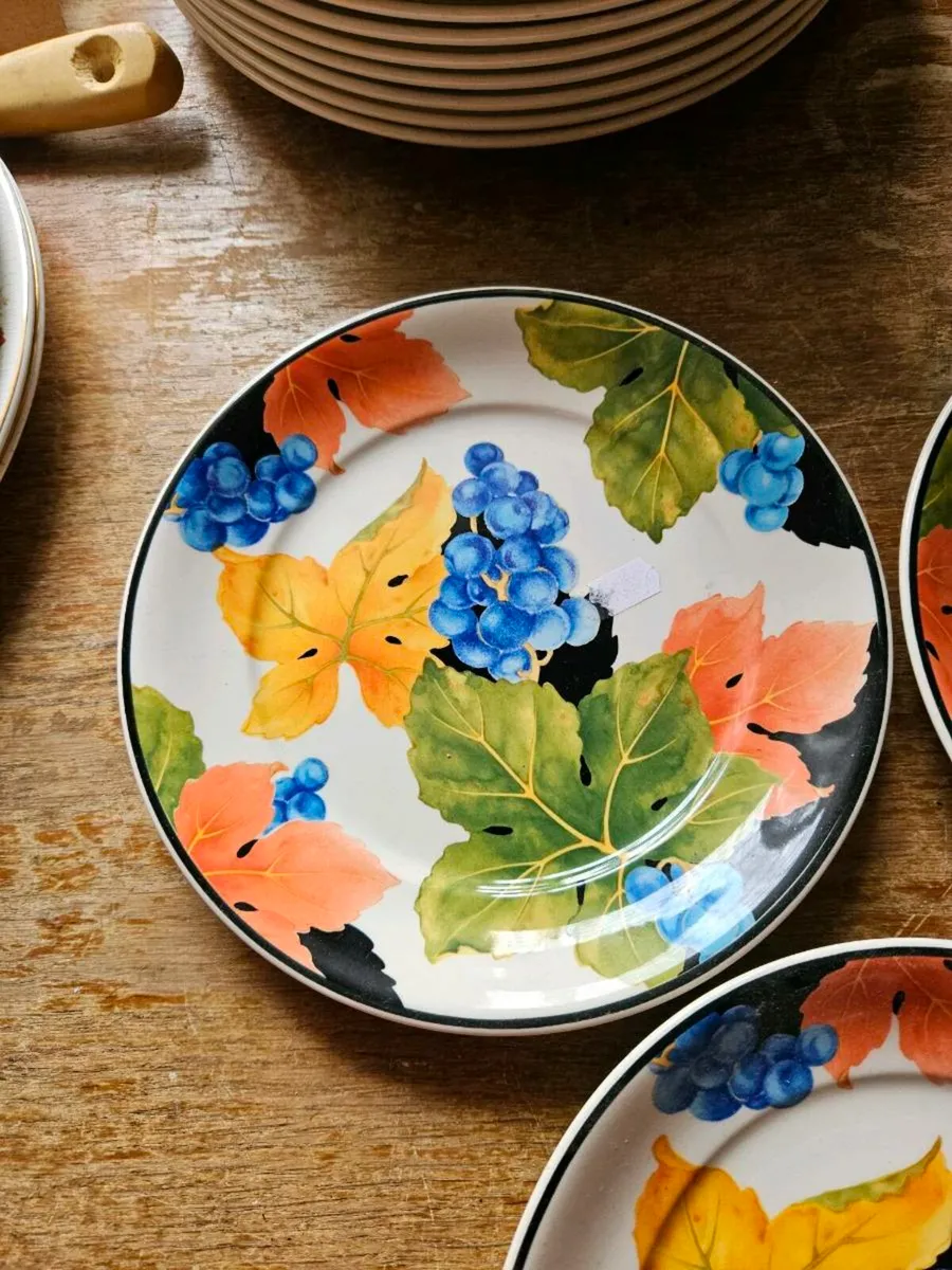 Vintage Arklow Pottery Noritake Plates x 3 - Image 2