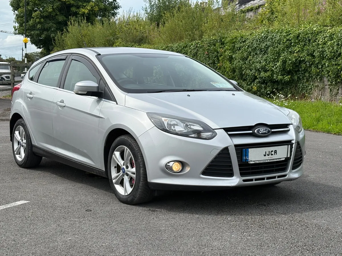 ABSOLUTELY IMMACULATE 2012 DIESEL FORD FOCUS - Image 1