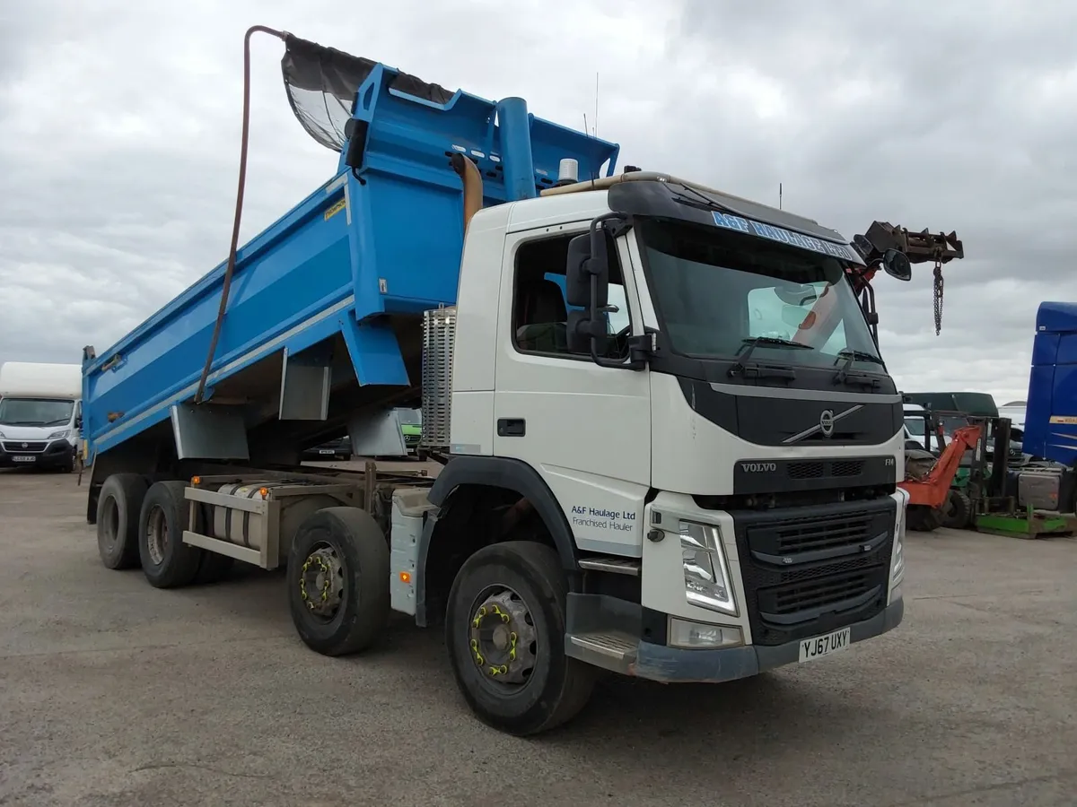 2017 VOLVO FM FM410 8X4R DAY - Image 4