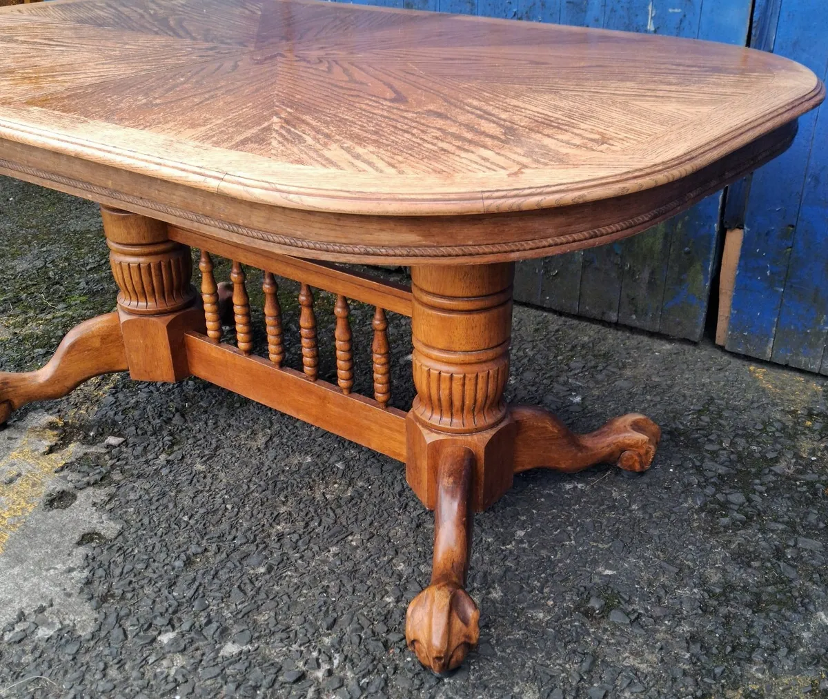 Oak Dining Table - Image 3