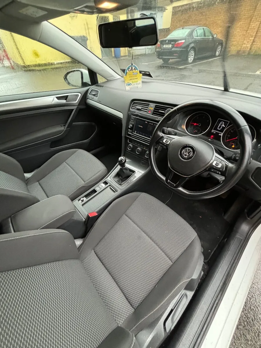 Volkswagen Golf 2018 - Image 2
