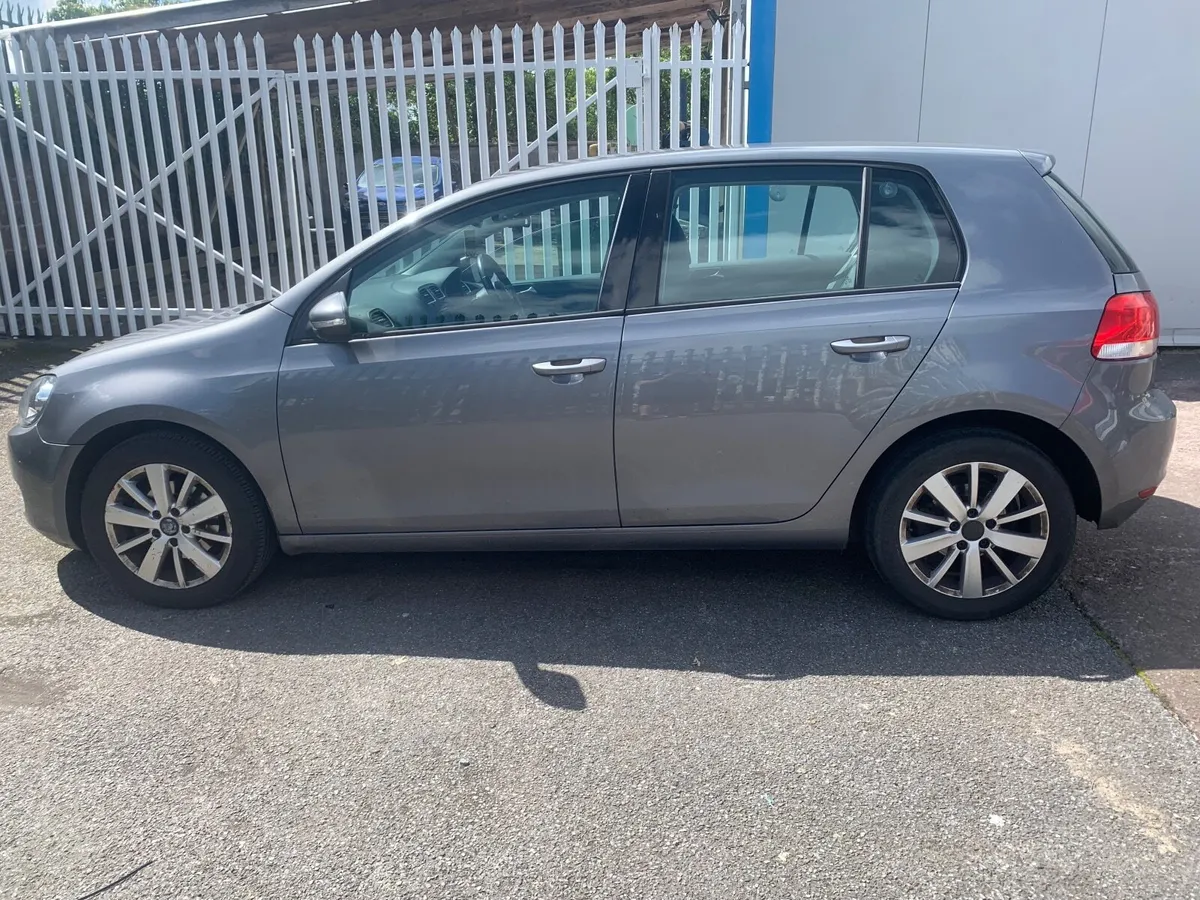 Volkswagen Golf 2012 - Image 3
