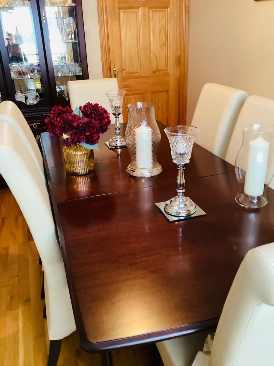 Dining Room Suite of furniture - Image 4