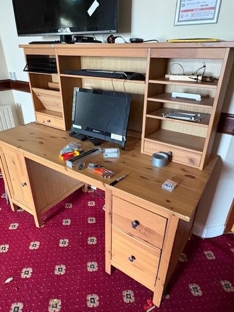 Desk / Workstation - Image 2