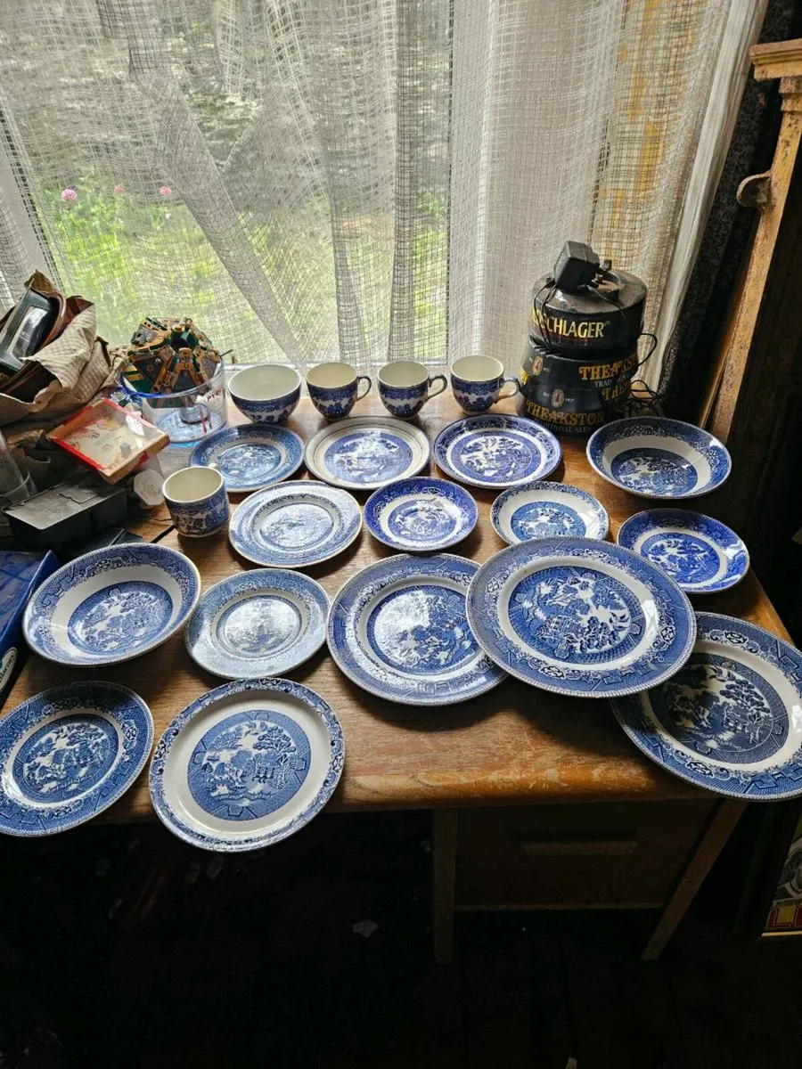 Vintage Arklow Pottery lot 20 pieces - Image 1