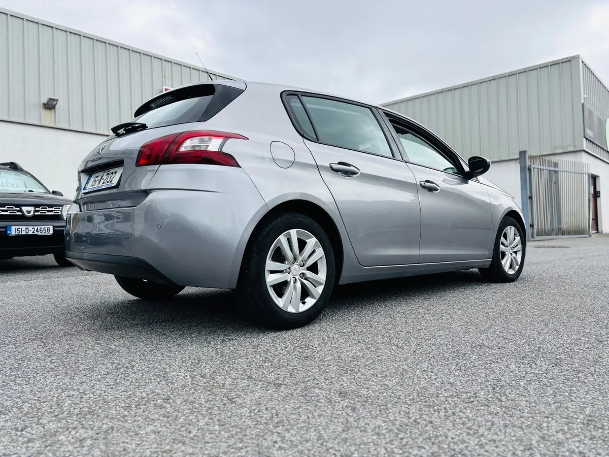 Peugeot 308 2015 - Image 4