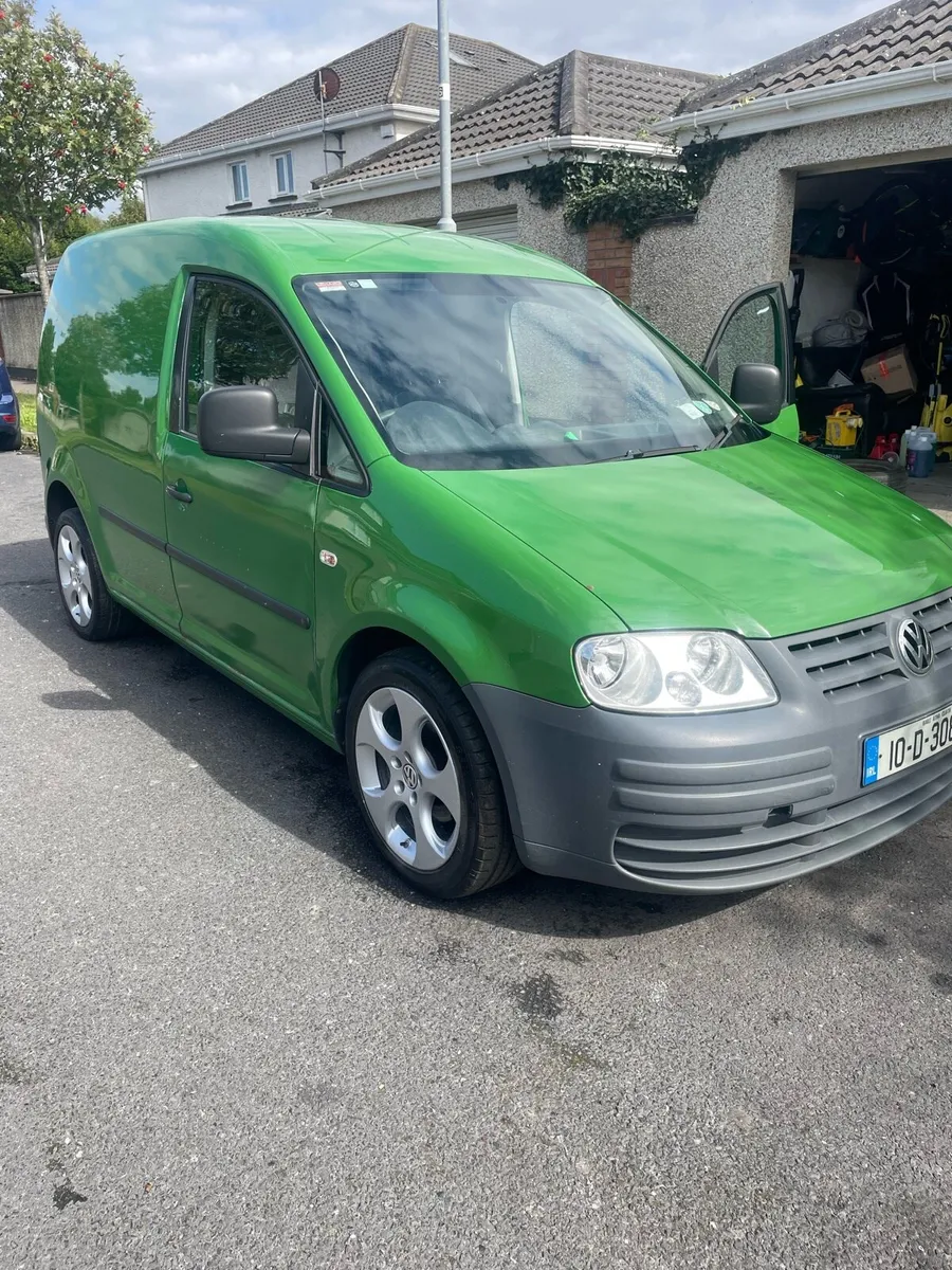 2010 VW CADDY - Image 1